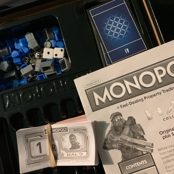 Halo Collector's Edition Board Game - Picture 10 of 10